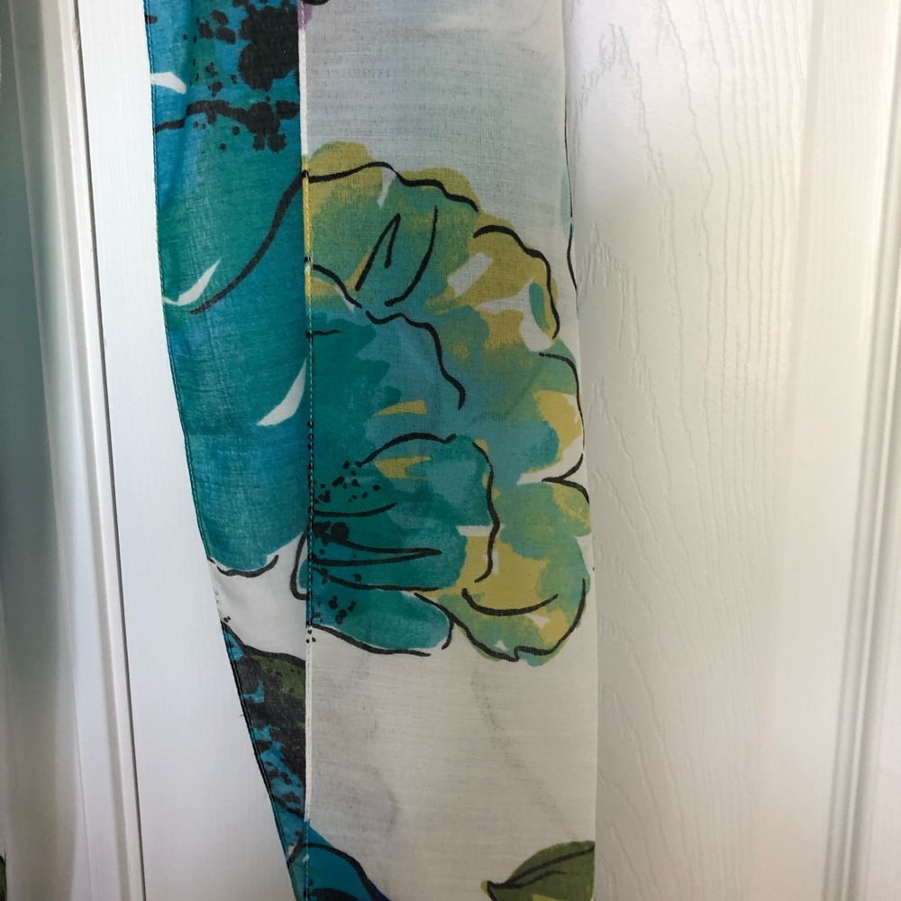 Scarf - Picture 4 of 5